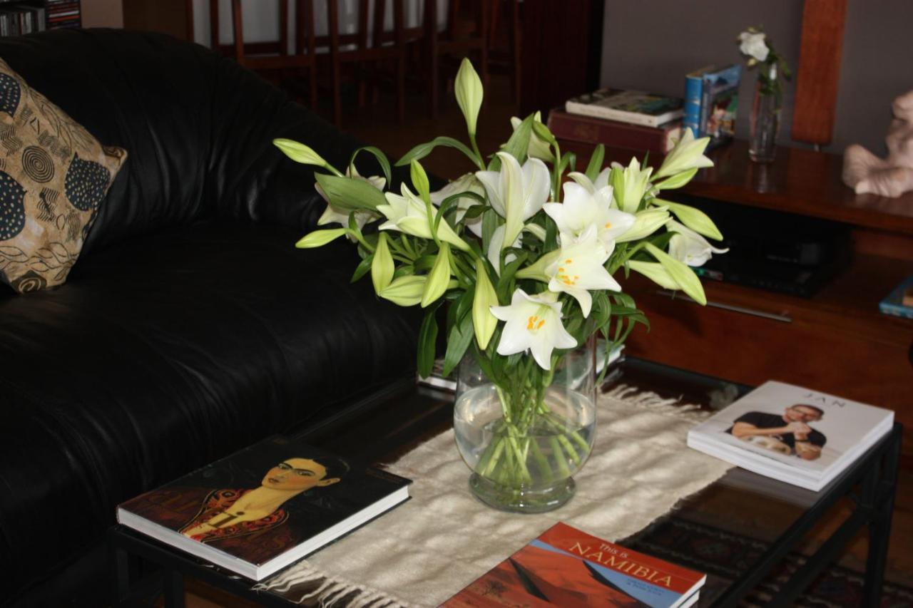 Over The Moon Guesthouse Johannesburg Bagian luar foto