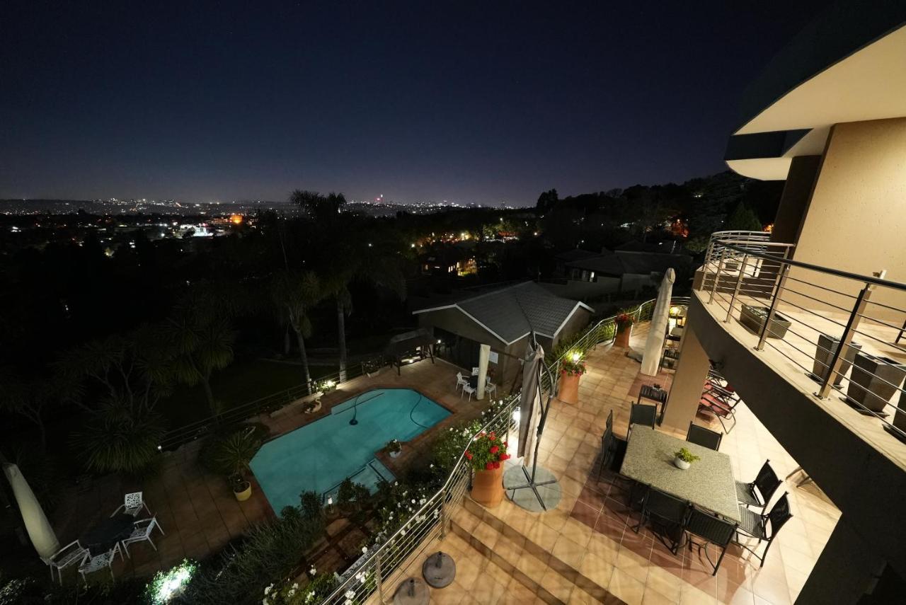 Over The Moon Guesthouse Johannesburg Bagian luar foto