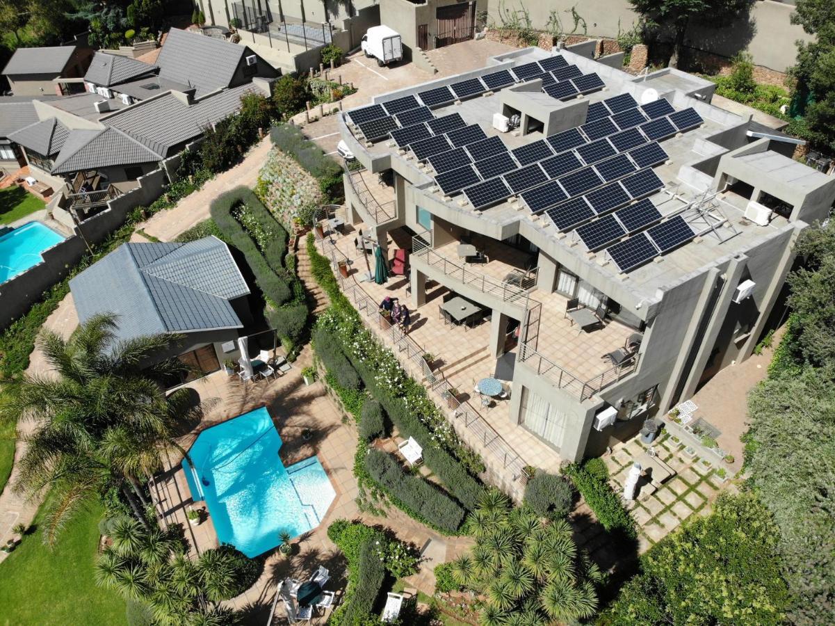 Over The Moon Guesthouse Johannesburg Bagian luar foto