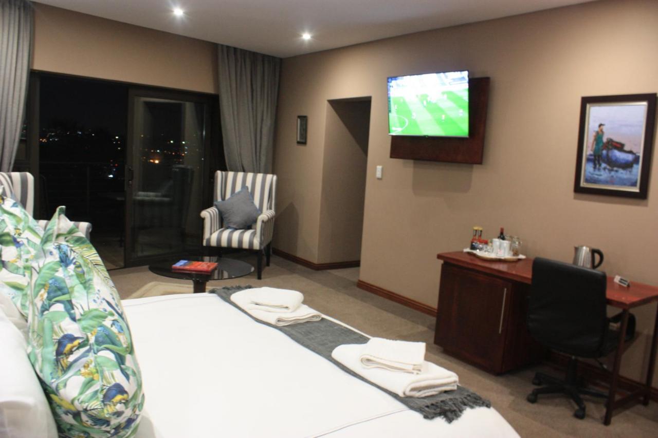 Over The Moon Guesthouse Johannesburg Bagian luar foto