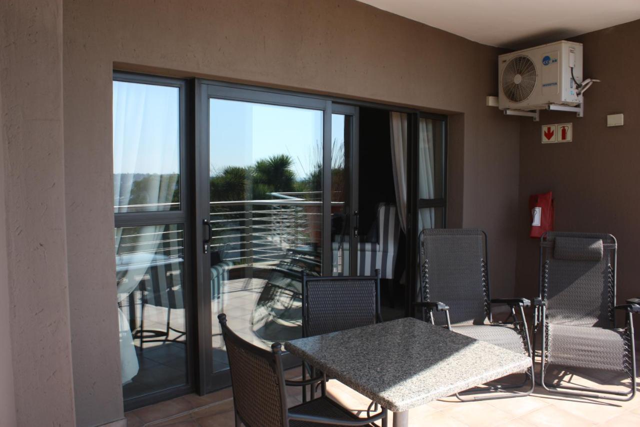 Over The Moon Guesthouse Johannesburg Bagian luar foto