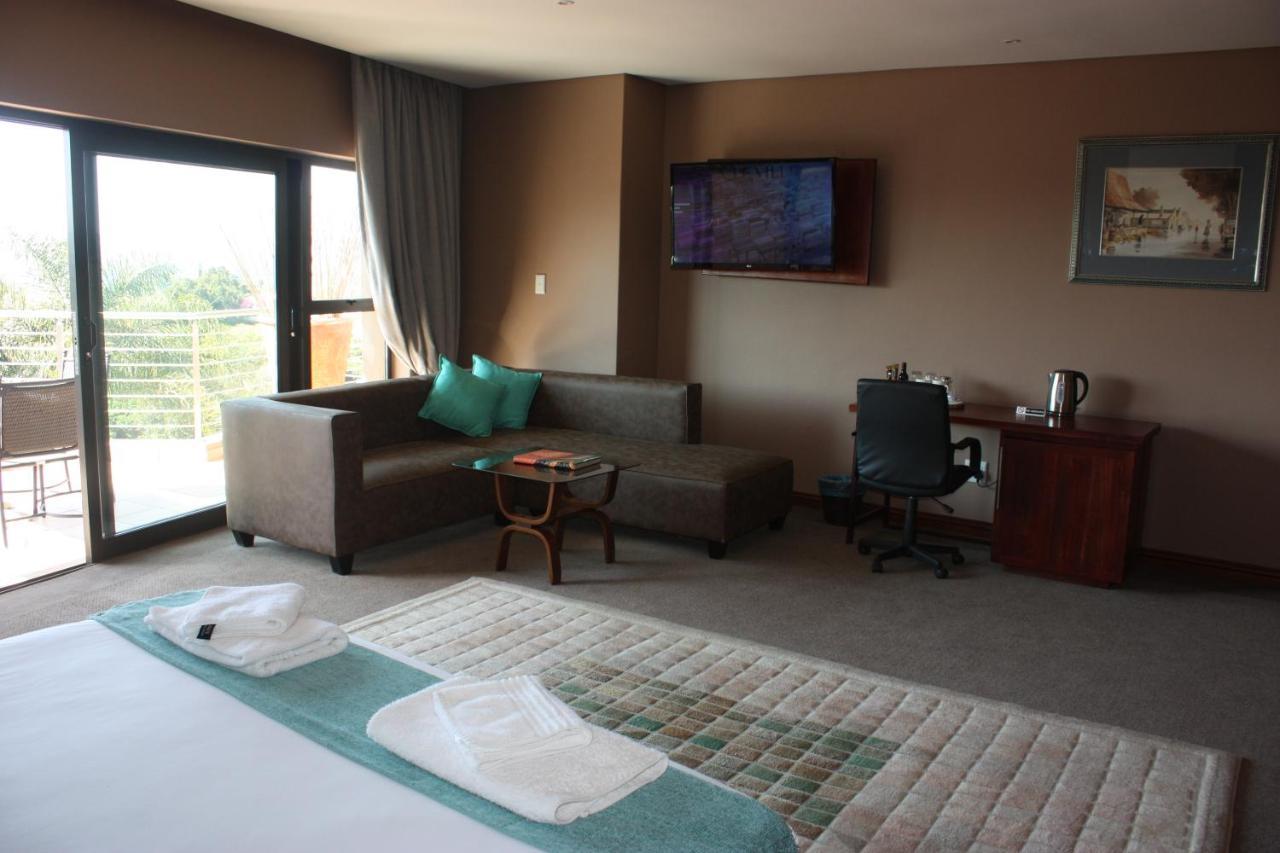 Over The Moon Guesthouse Johannesburg Bagian luar foto