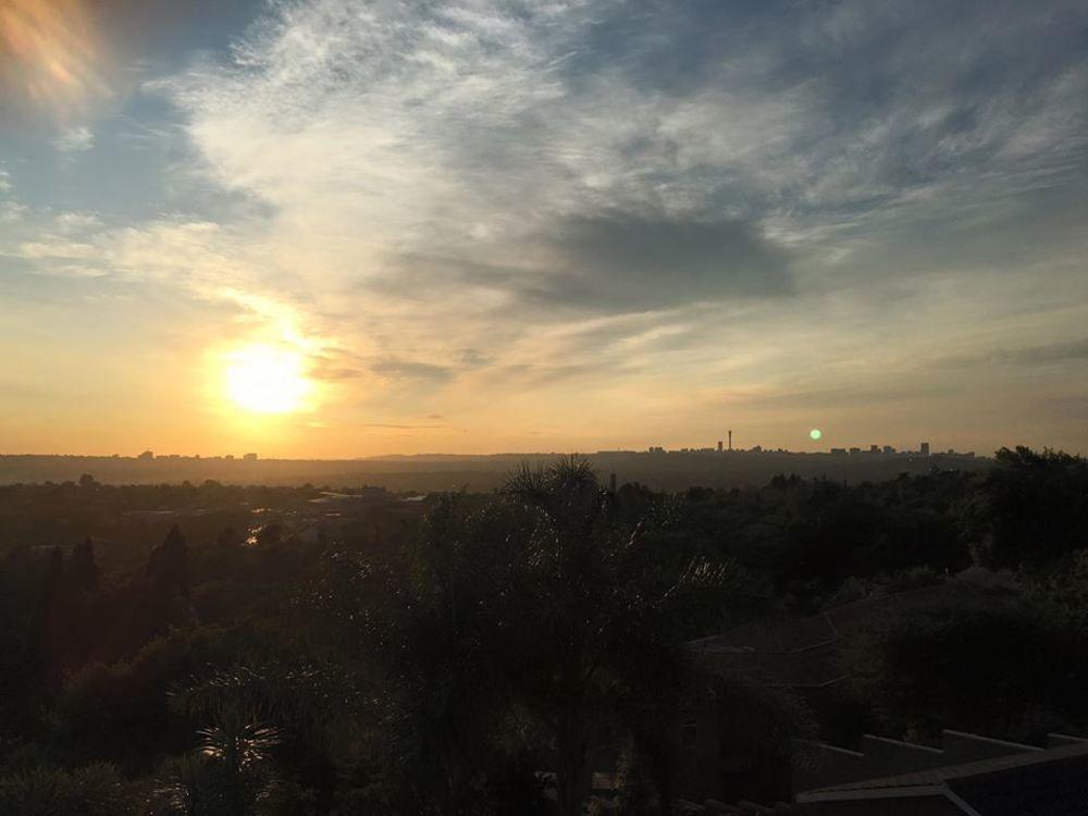 Over The Moon Guesthouse Johannesburg Bagian luar foto